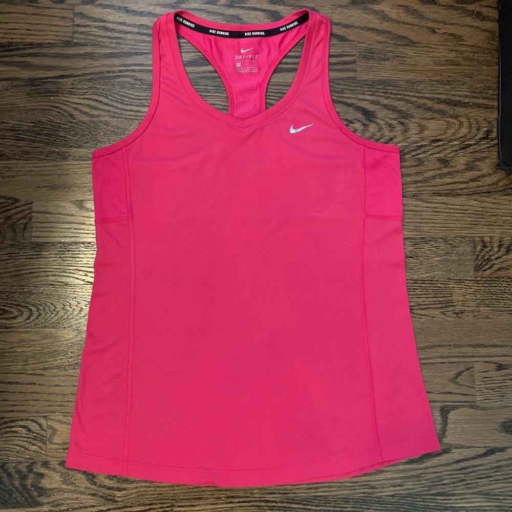 Nike Dri fit Running tank top! 💓🏃‍♀️